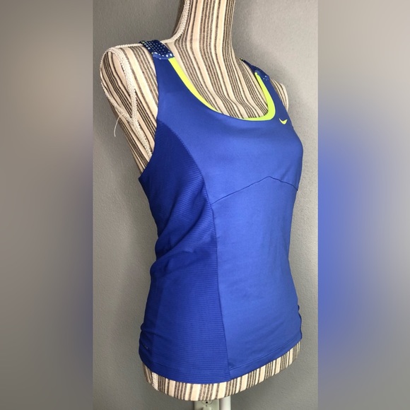 Nike Dri fit printed razor back tank M - Picture 2 of 9